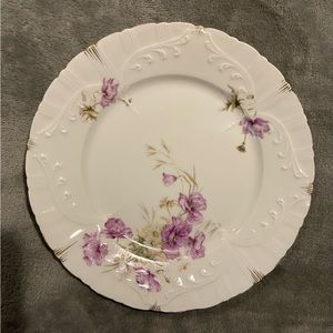 BRC fine china Chantilly pattern.  Beautiful plate.  Perfect for hanging.